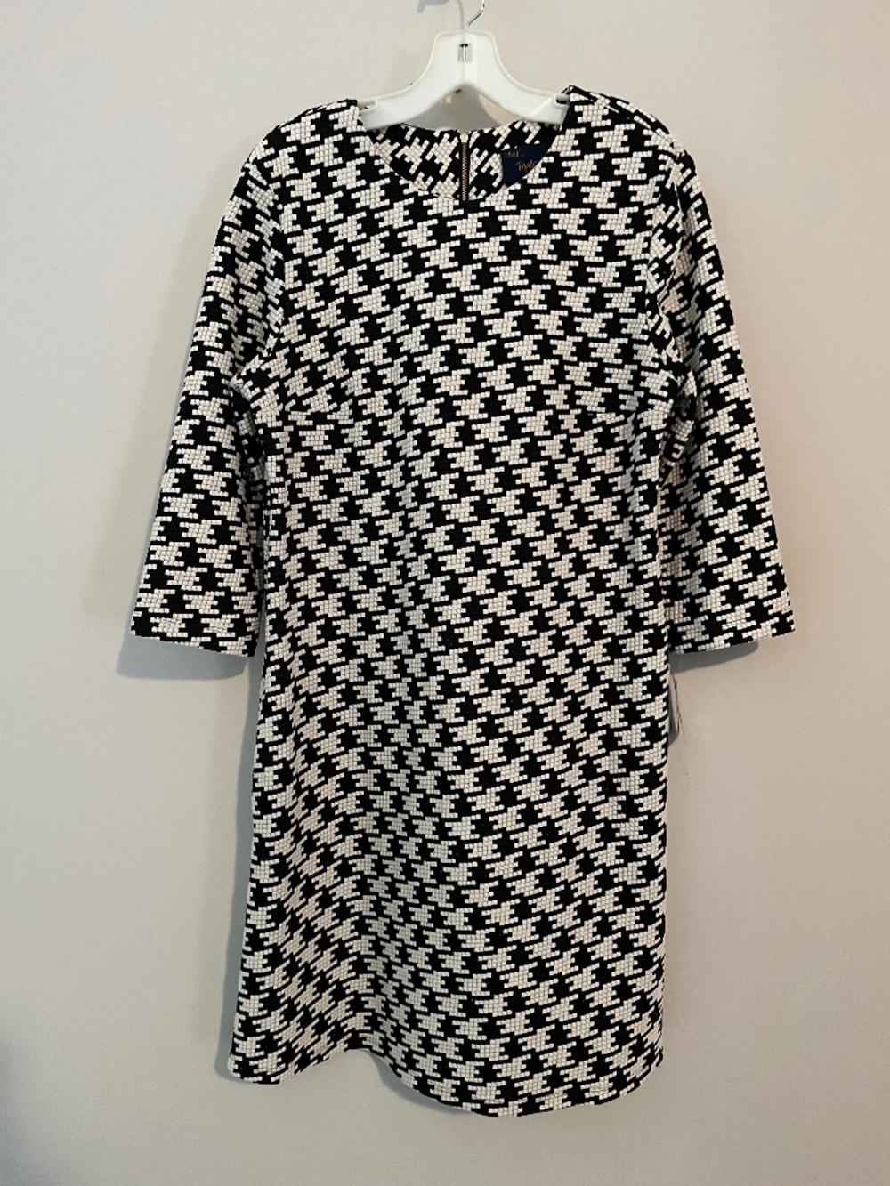 NWT Taylor Knit Dress Size 16